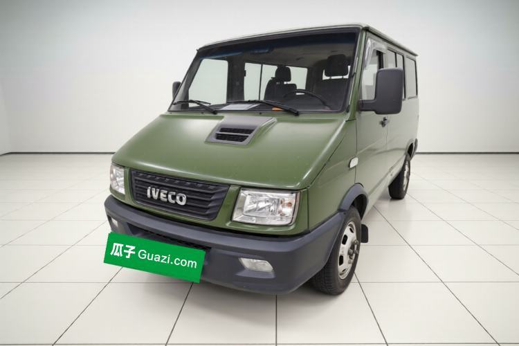 Used Iveco Daily 2020 2.5T A35 Passenger Van with Dual Tires Low Roof 5-9 Seats China V Emission Standard Guazi used car, China used car export, Used car for sale, Used cars, Cheapest cars for sale