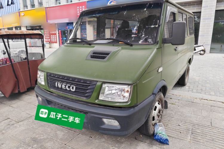 Used Iveco Daily 2020 2.5T A35 Passenger Van with Dual Tires Low Roof 5-9 Seats China V Emission Standard Guazi used car, China used car export, Used car for sale, Used  cars, Cheapest cars for sale