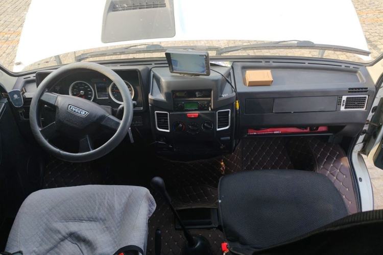 Used Iveco Daily  Center Console