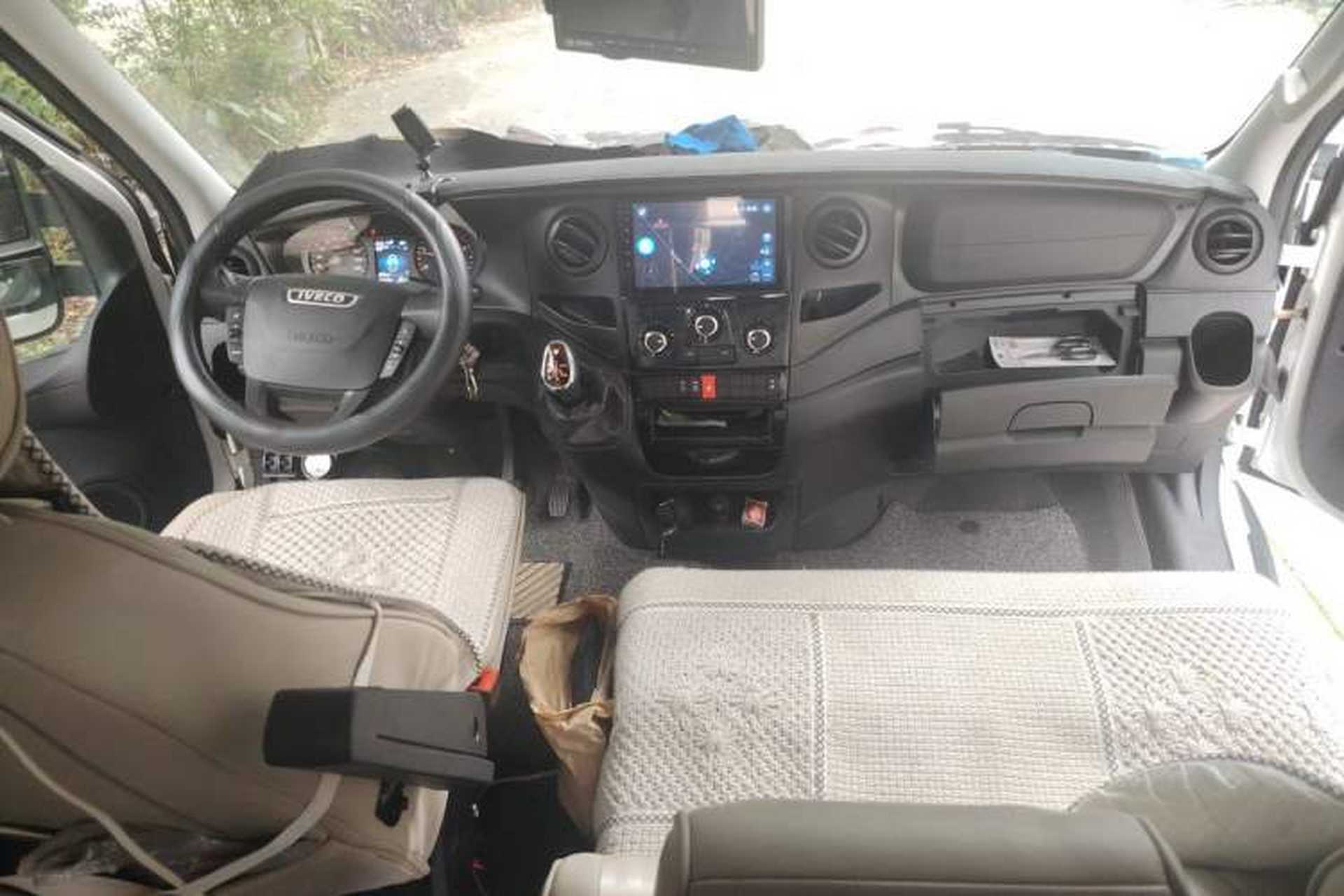 Used Iveco Daily  Center Console