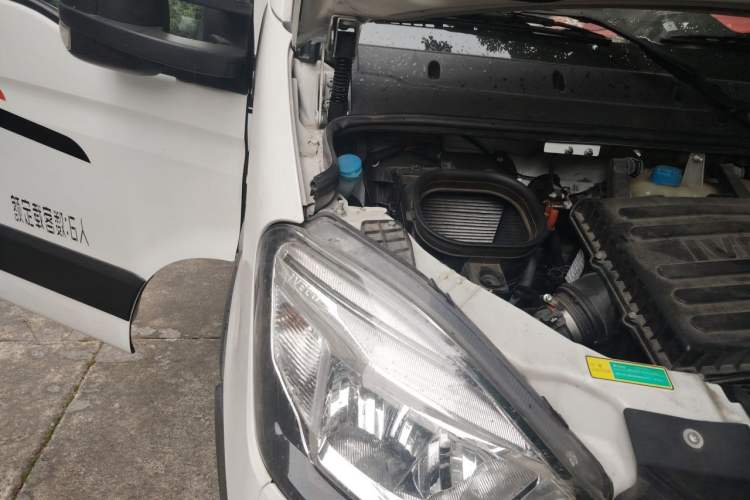 Used Iveco Daily  Engine Bay Right