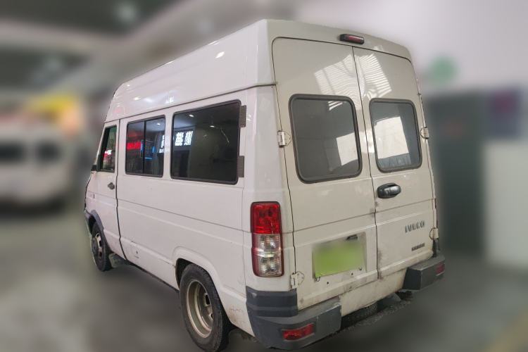 Used Iveco Daily 2020 2.5T A35 Passenger Van with Dual Tires Mid-Roof Design 5-9 Seater China V Emission Standard Rear Left 45 Deg