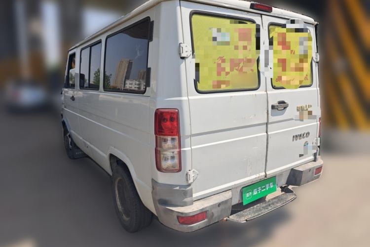 Used Iveco Daily 2020 2.5T A35 Passenger Van with Dual Tires Low Roof 5-9 Seats China V Emission Standard Rear Left 45 Deg