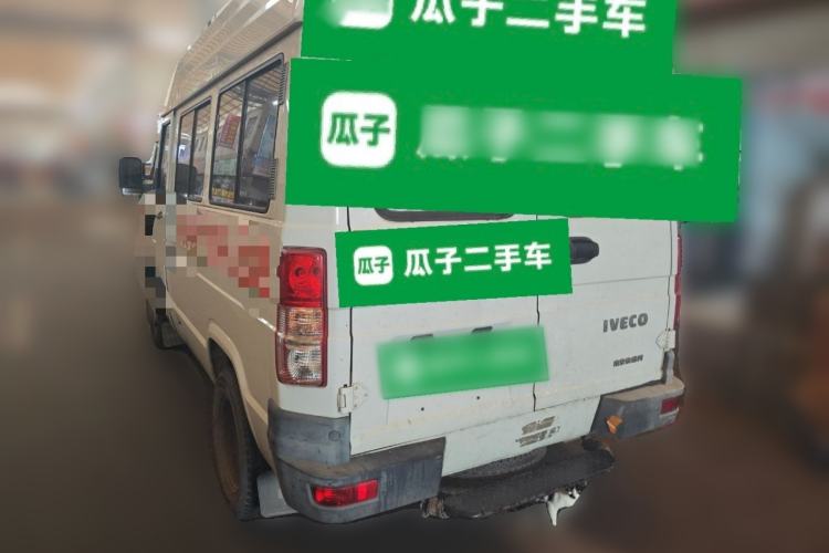 Used Iveco Daily 2020 2.5T A35 Passenger Van with Dual Tires Mid-Roof Design 5-9 Seater Side-Sliding Door China V Emission Standard Rear Left 45 Deg