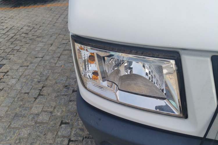 Used Iveco Daily  Right Front Headlight