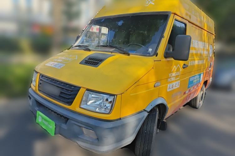 Gebrauchter Iveco Daily 2020 2.8T V35 Cargo Van Single Tire Mid-Roof Design 3-Seater China V Emission Standard Guazi used car, China used car export, Used car for sale, Used  cars, Cheapest cars for sale