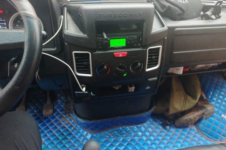 Used Iveco Daily  Audio And AC Panel
