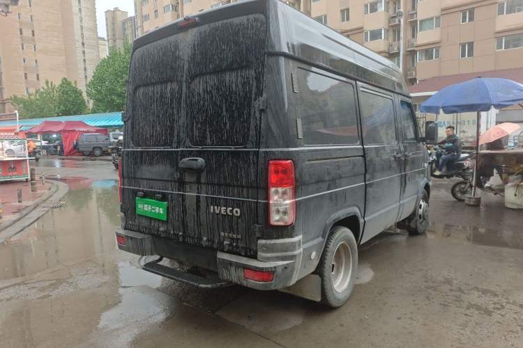 Used Iveco Daily  Rear Right 45 Deg