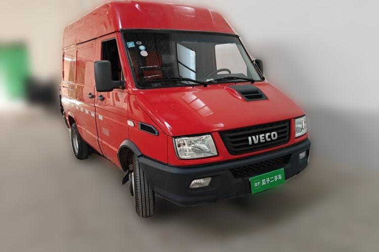 Used Iveco Daily 2021 2.5T V35 2-3 Seater Short Wheelbase Low-Roof Dual-Tire Manual Door Front Right 45 Deg
