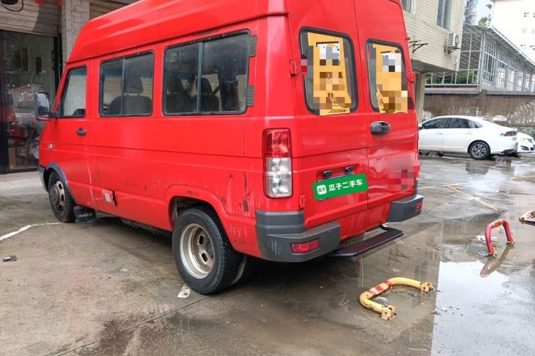 Used Iveco Daily 2021 2.5T A35 M1 Passenger Van 5-9 Seater Short Wheelbase Mid-Roof Design Dual Tires Manual Doors Rear Left 45 Deg