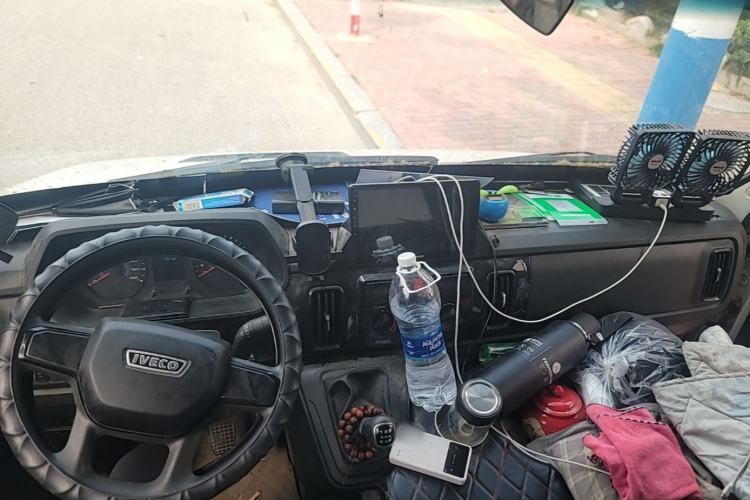 Used Iveco Daily  Center Console