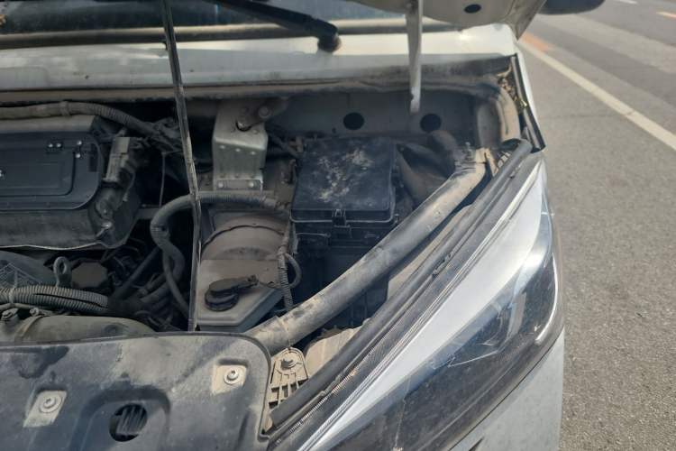 Used Iveco Daily  Engine Bay Left