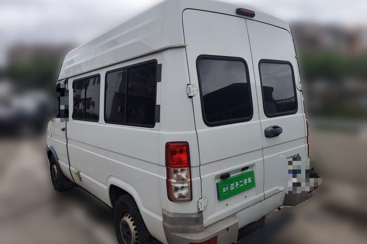 Used Iveco Daily 2021 2.5T A35 M1 Passenger Van 5-9 Seater Short Wheelbase Mid-Roof Design Single Tire Side-Sliding Door Rear Left 45 Deg