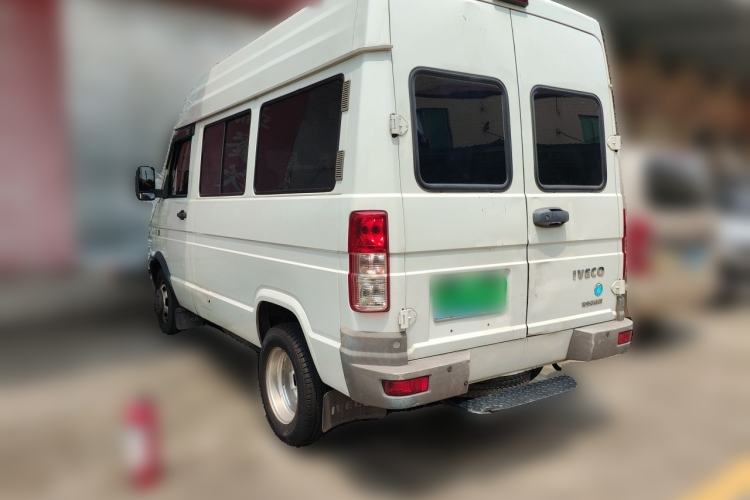 Used Iveco Daily 2021 2.5T A35 M1 Passenger Van 5-9 Seater Short Wheelbase Mid-Roof Design Dual Tires Manual Doors Rear Left 45 Deg