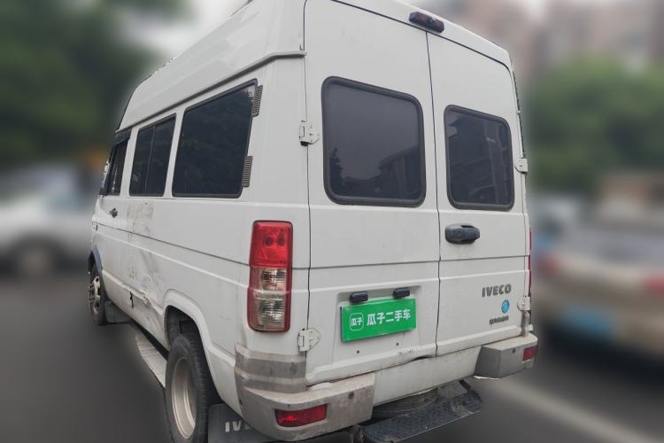 Used Iveco Daily 2021 2.5T A35 M1 Passenger Van 5-9 Seater Short Wheelbase Mid-Roof Design Dual Tires Manual Doors Rear Left 45 Deg