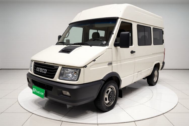 Used Iveco Daily 2021 2.5T A35 M1 Passenger Van 5-9 Seater Short Wheelbase Mid-Roof Design Dual Tires Side Sliding Door Guazi used car, China used car export, Used car for sale, Used  cars, Cheapest cars for sale