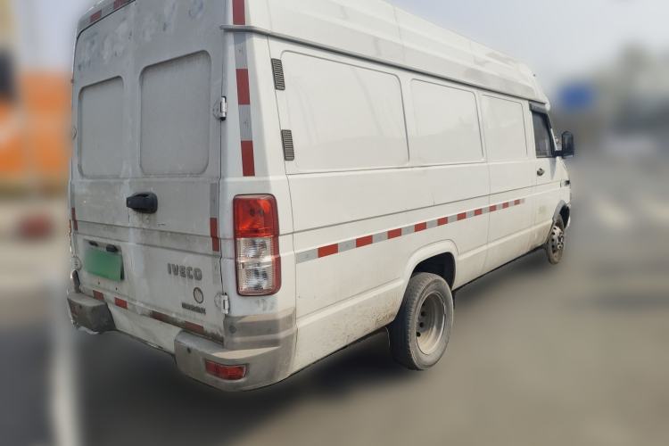 Used Iveco Daily  Rear Right 45 Deg