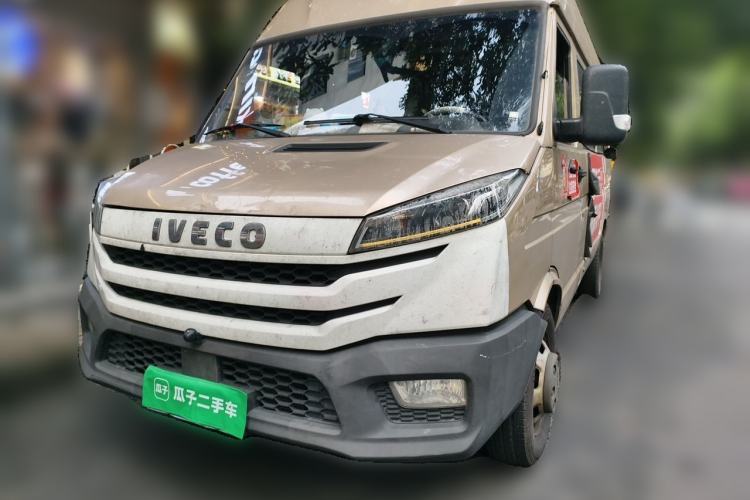 Used Iveco Daily 2023 2.5T A37M1 Long Wheelbase Mid-Roof Dual-Tire Manual-Shift 5-9 Seater Guazi used car, China used car export, Used car for sale, Used  cars, Cheapest cars for sale
