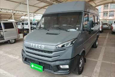 Used Iveco Daily 2023 2.5T A37M1 Multi-Purpose Passenger Vehicle Long Wheelbase Mid-Roof Design Dual Side Sliding Doors Automatic Transmission