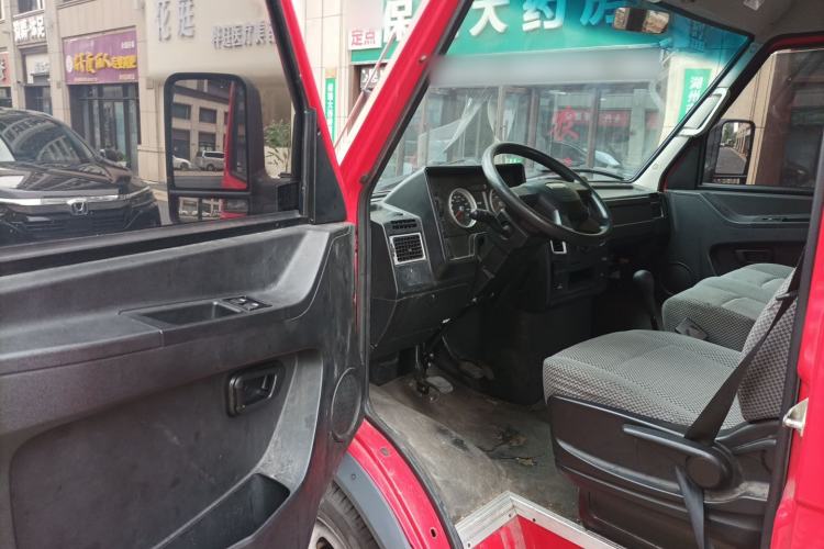 Used Iveco Daily 2023 2.5T A35M1 Short Wheelbase Mid-Roof Dual Tire Side-Sliding Doors 5–9 Seats Driver Seat