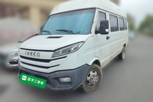 Used Iveco Daily 2023 2.5T A37M1 Long Wheelbase Mid-Height Dual-Tire Side-Sliding Doors 5–9 Seats