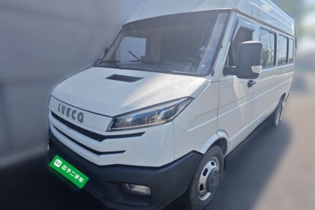 Used Iveco Daily 2023 2.5T A37M1 Long Wheelbase Mid-Height Dual-Tire Side-Sliding Doors 5–9 Seats