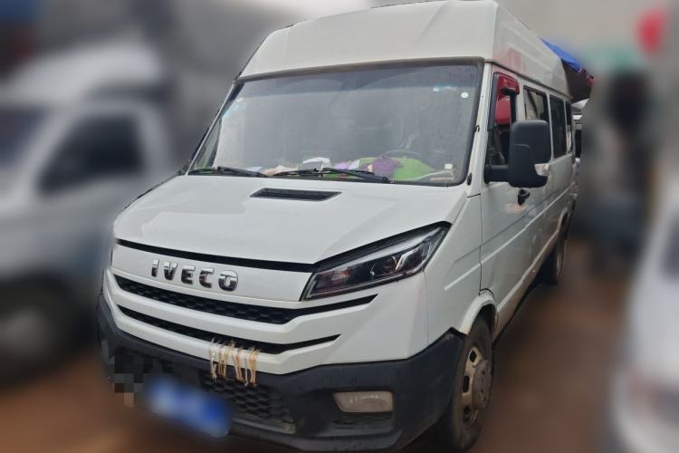 Ojetý Iveco Daily 2023 2.5T A37M1 Long Wheelbase Mid-Roof Dual-Tire Side-Sliding Doors 5-9 Seats Guazi used car, China used car export, Used car for sale, Used  cars, Cheapest cars for sale