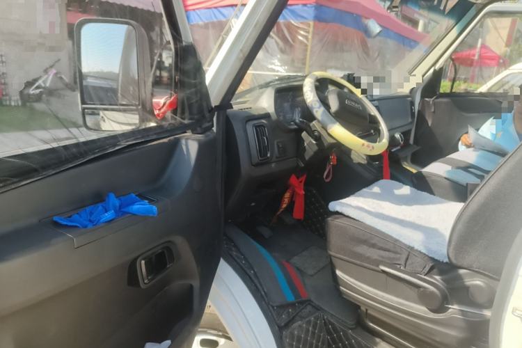 Used Iveco Daily 2023 2.5T A37M1 Long Wheelbase Mid-Roof Dual-Tire Side-Sliding Doors 5-9 Seats Driver Seat