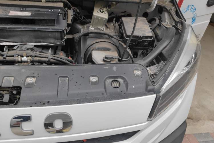 Used Iveco Daily  Engine Bay Left