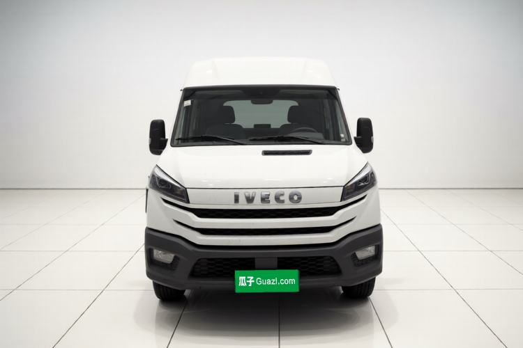 Used Iveco Daily 2023 2.5T A37M1 Long Wheelbase Mid-Roof Dual-Tire Side-Sliding Doors 5-9 Seats Exterior 1