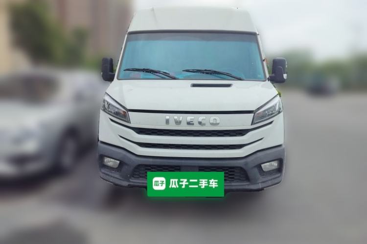 Used Iveco Daily 2023 2.5T A37M1 Long Wheelbase Mid-Height Dual-Tire Side-Sliding Doors 5–9 Seats Front