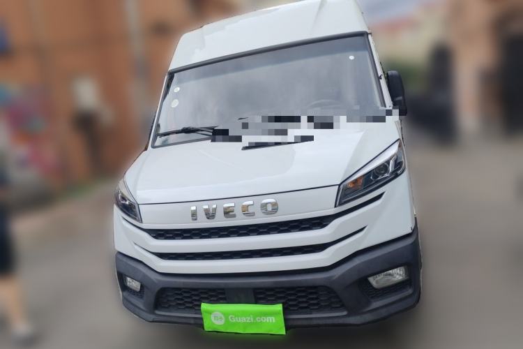 Used Iveco Daily 2023 2.5T A37M1 Long Wheelbase Mid-Roof Dual-Tire Side-Sliding Doors 5-9 Seats Front
