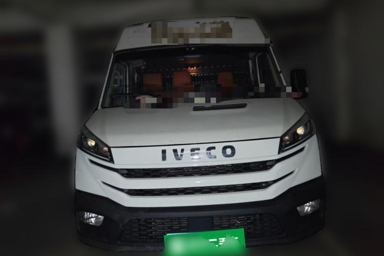 Used Iveco Daily  Front