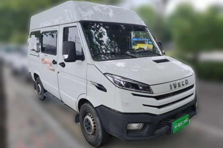 Used Iveco Daily  Front Right 45 Deg