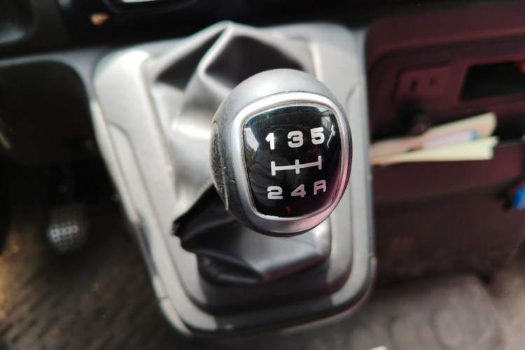 Used Iveco Daily  Gear Lever