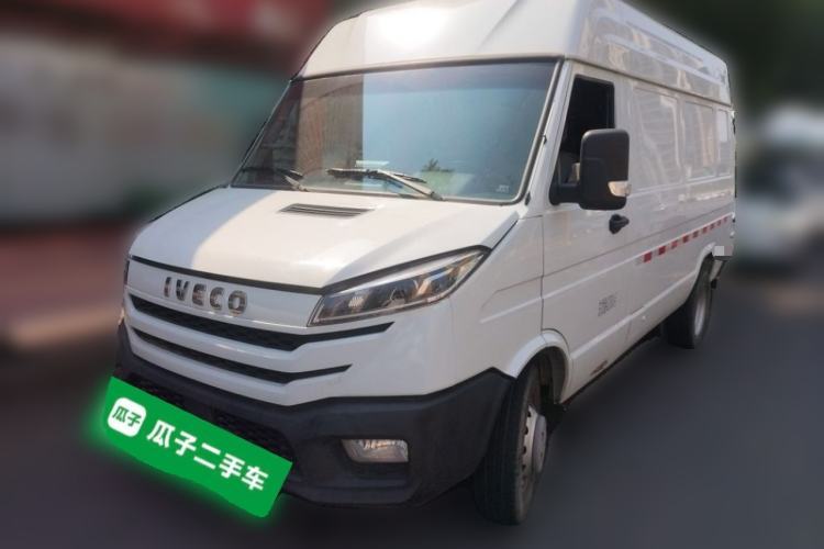 Used Iveco Daily 2023 2.5T V37 Van Long Wheelbase Mid-Roof Design Dual Tires Side-Swing Doors 2-3 Seater Guazi used car, China used car export, Used car for sale, Used  cars, Cheapest cars for sale