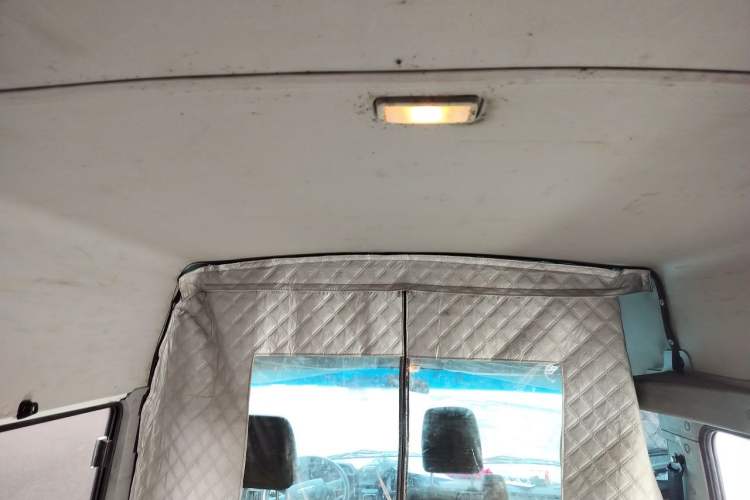 Used Iveco Daily 2023 2.5T A37M1 Long Wheelbase Mid-Height Dual-Tire Side-Sliding Doors 5–9 Seats Headliner