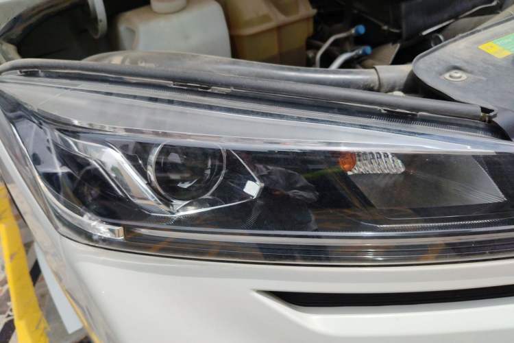 Used Iveco Daily  Right Front Headlight