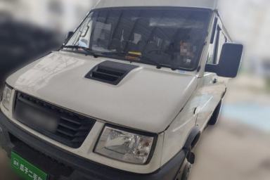 Used Iveco Daily 2023 2.5T A37M1 Long Wheelbase Mid-Height Dual-Tire Side-Sliding Doors 5–9 Seats