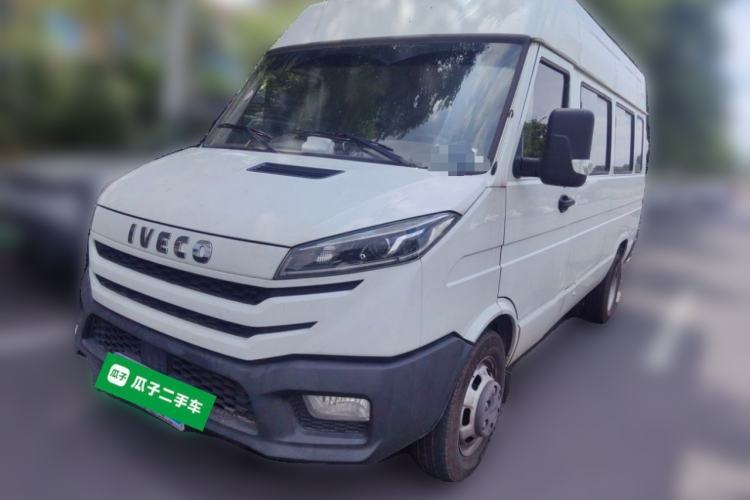 Używany Iveco Daily 2023 2.5T A37M1 Multi-Purpose Passenger Vehicle Long Wheelbase Mid-Roof Design Single-Tire Side Sliding Door Automatic Transmission Guazi used car, China used car export, Used car for sale, Used  cars, Cheapest cars for sale