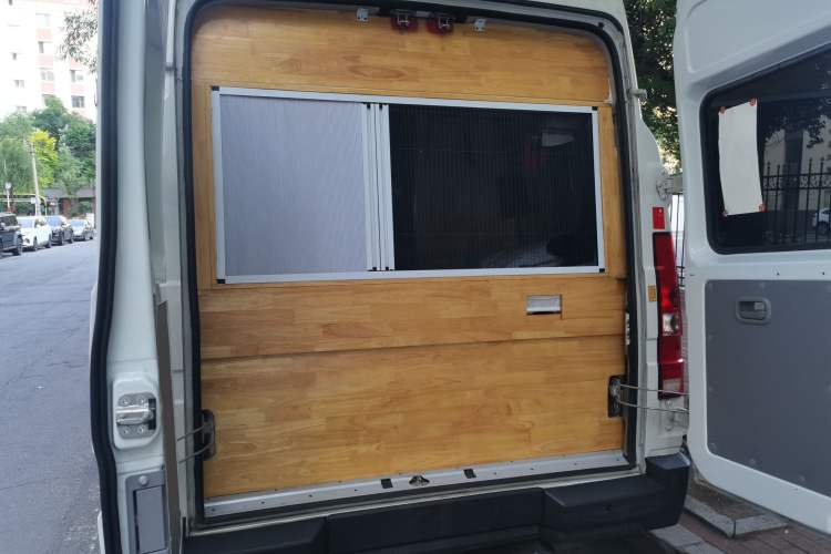 Used Iveco Daily  Trunk