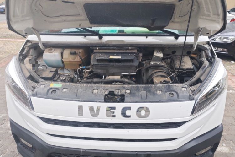 Used Iveco Daily  Engine Bay