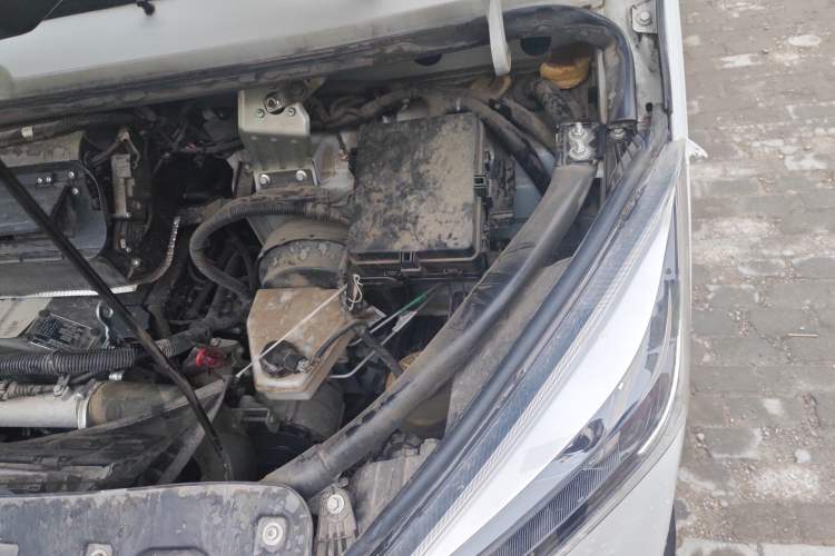 Used Iveco Daily  Engine Bay Left