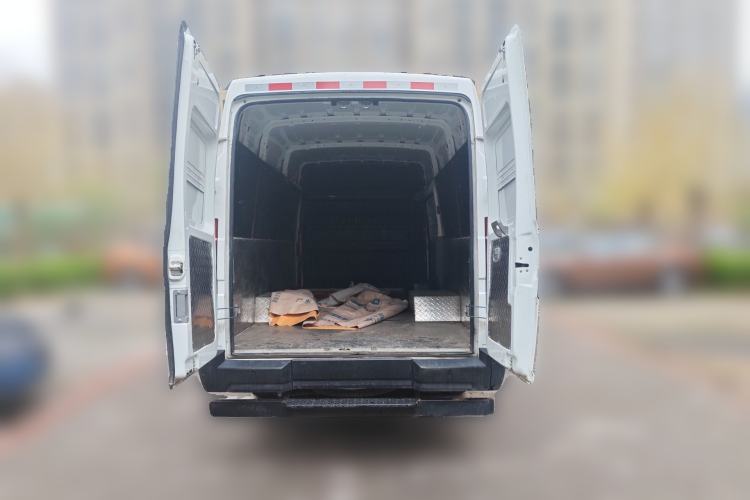 Used Iveco Daily  Trunk