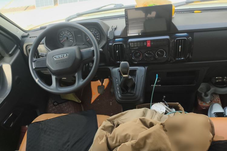 Used Iveco Daily  Center Console