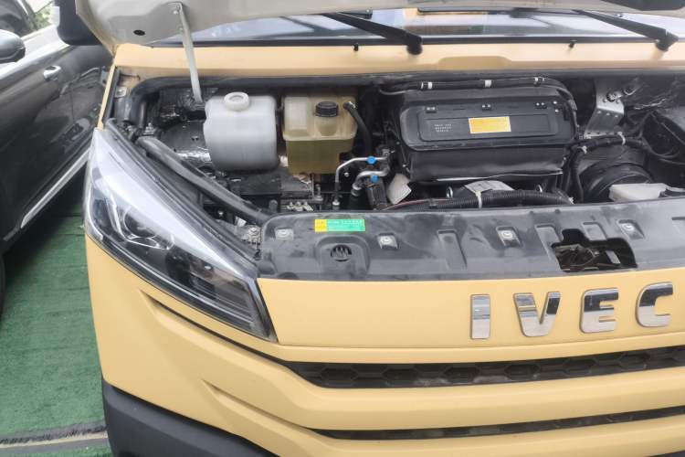 Used Iveco Daily  Engine Bay Right