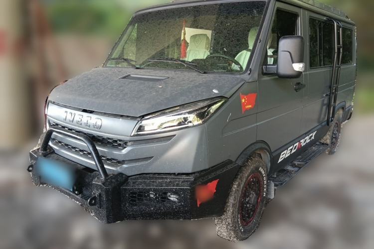 Used Iveco Daily Iveco diesel, 2.5-liter, single-wheel drive, 7 seats, automatic transmission Guazi used car, China used car export, Used car for sale, Used  cars, Cheapest cars for sale