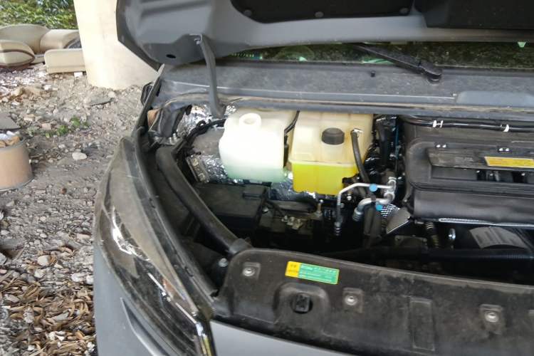 Used Iveco Daily  Engine Bay Right