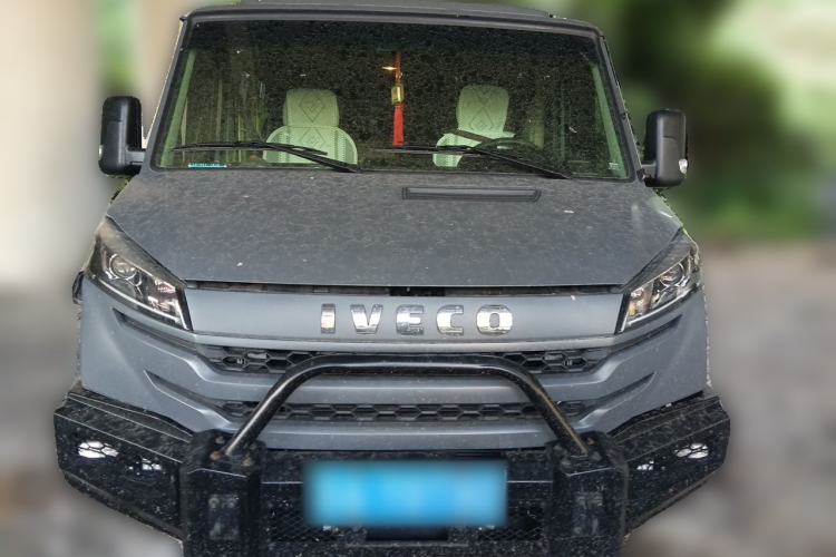 Used Iveco Daily  Front