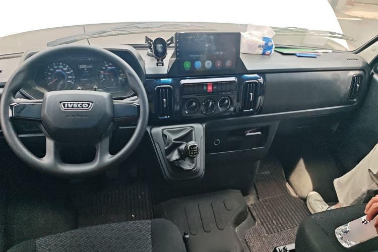 Used Iveco Daily  Center Console